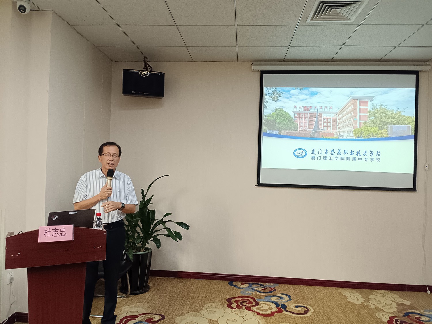 1718070258404522.jpg 1718070258404522.jpg